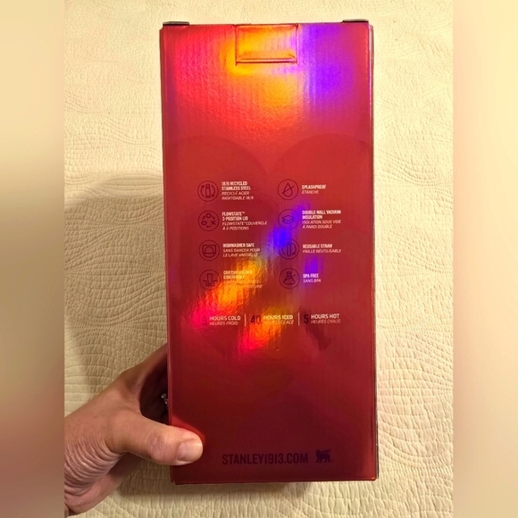 NIB Stanley Berry Truffle Limited Edition Valentines H20 Quencher Tumbler 30 Oz - Picture 9 of 11